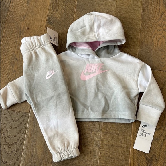Nike Other - Nike Baby Girl Outfit